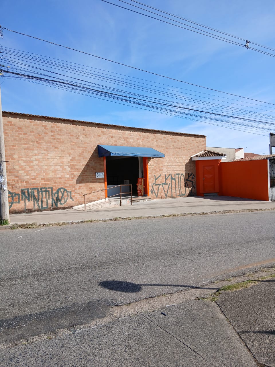Fachada do ponto Baby Conecta